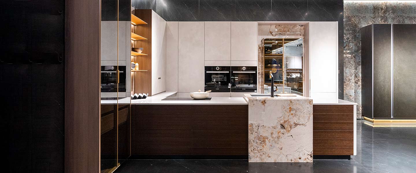 Kitchen cupboard plcc22011