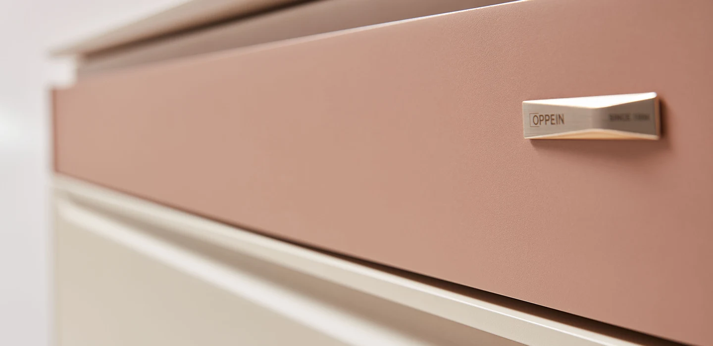 Cream Vanity plwy23045